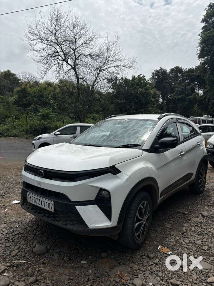 Tata Nexon Petrol 2025