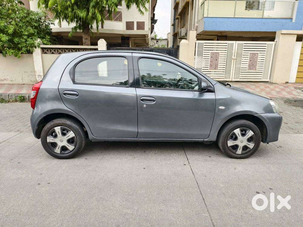 Toyota Etios Liva, 2013, Petrol