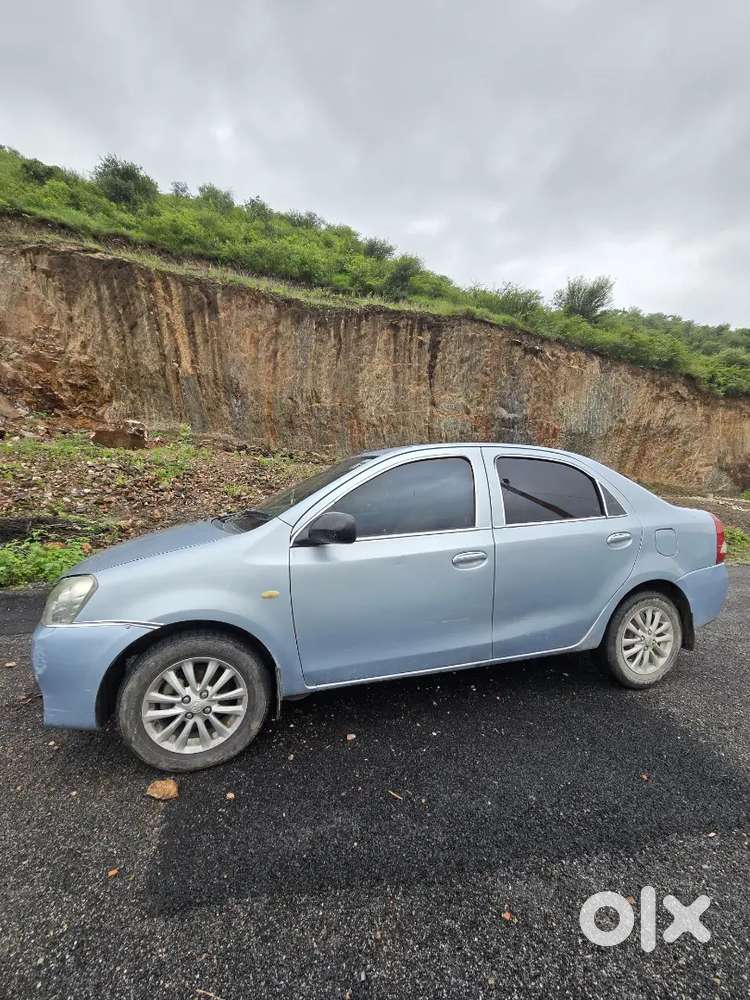 Toyota Etios 1.5 G 2011 Manual
