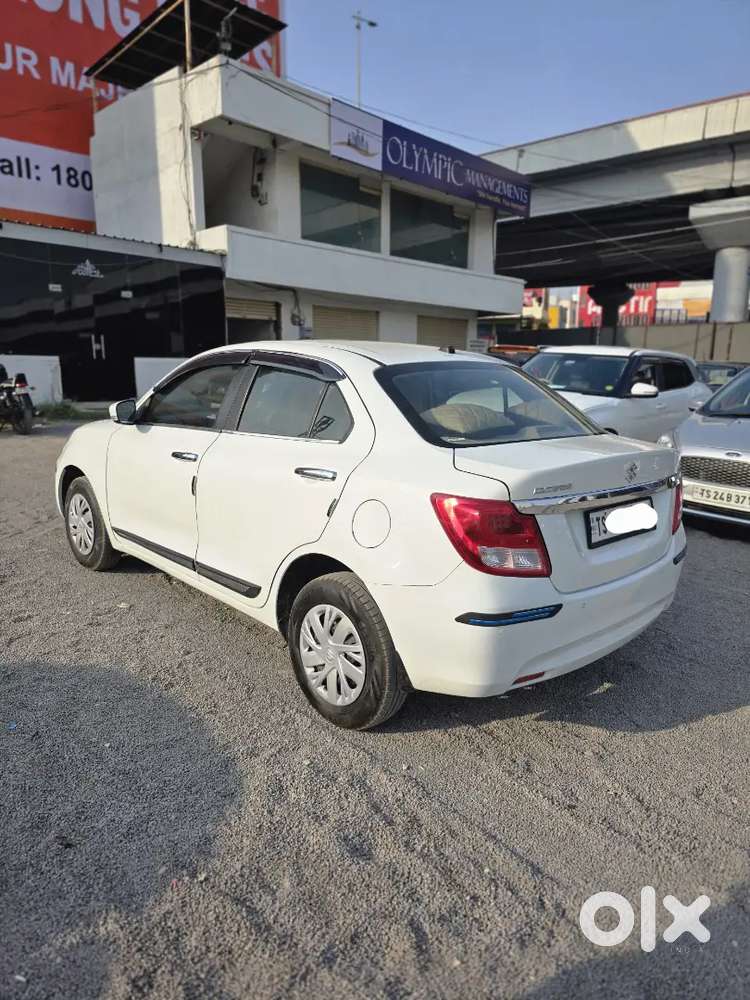 Maruti Suzuki Dzire 2022 Petrol 67000 Km Driven