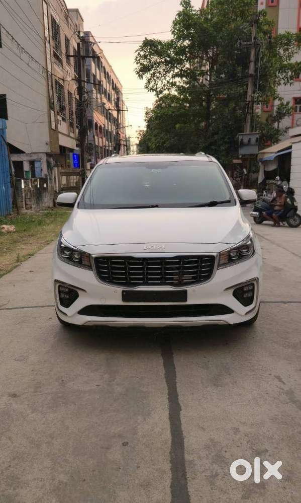 Kia Carnival Limousine Plus 7 Str, 2022, Diesel