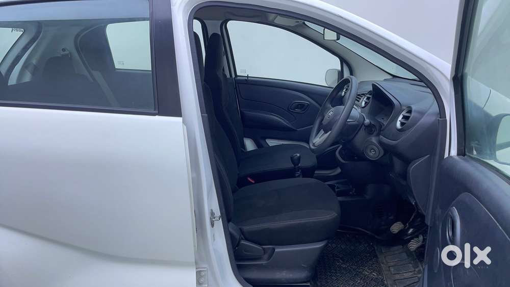 Datsun Redigo T Option, 2017, Petrol