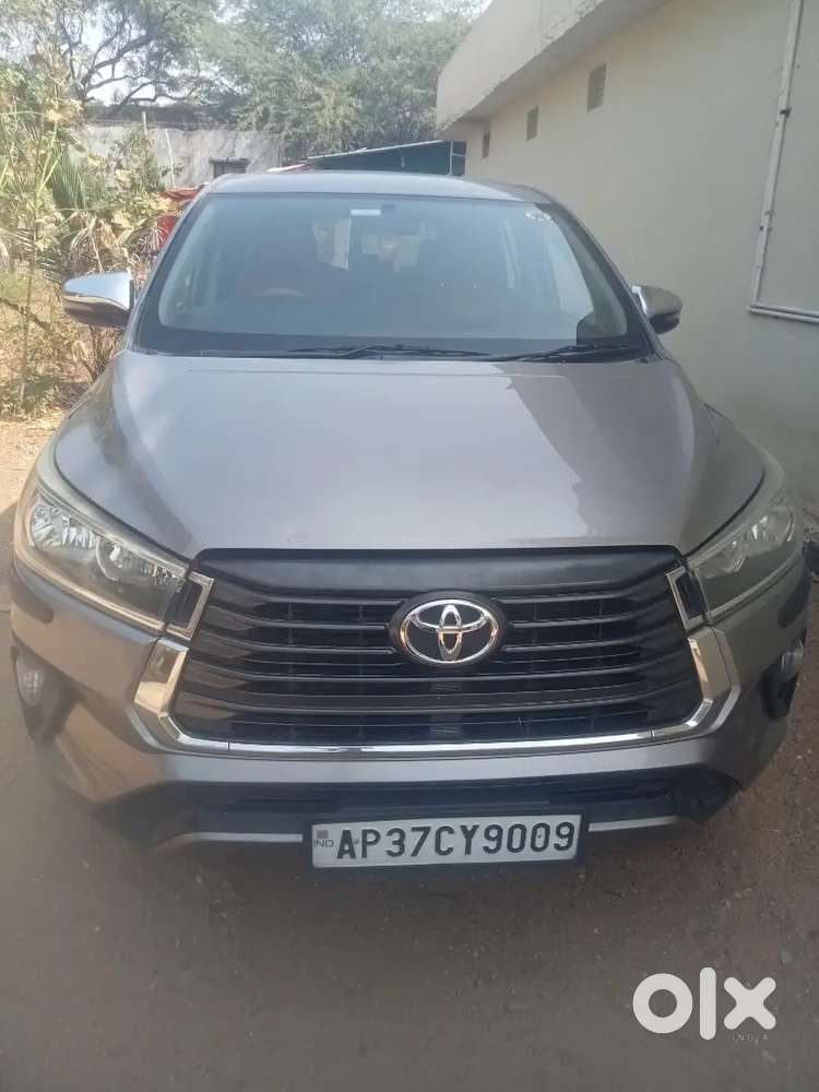 Toyota Innova Crysta 2017