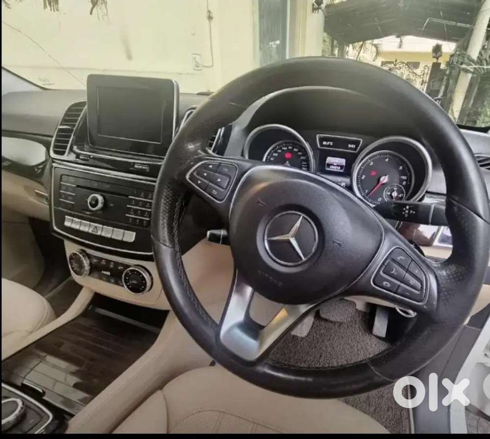 Mercedes-benz Gle  2016 Diesel, With Sunroof, First Owner Pearl White