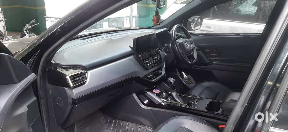 Tata Safari Xza Plus Dark Edition 6 Seater- 2022