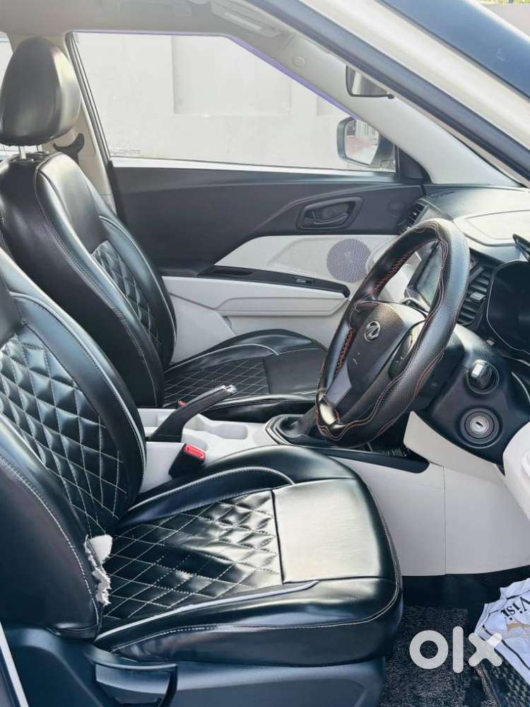 Mahindra Xuv300 W4, 2022, Petrol