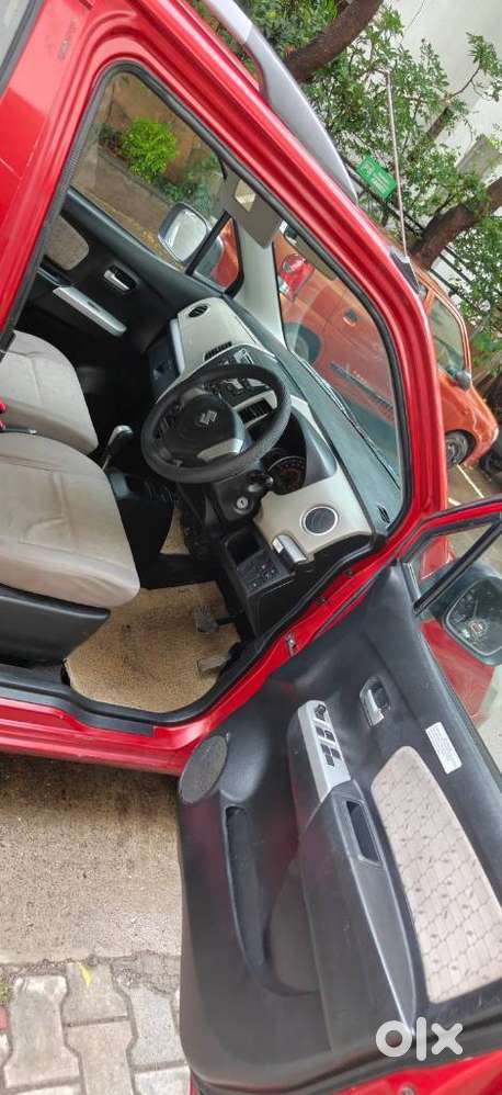 Maruti Suzuki Wagon R Amt Vxi, 2017, Petrol