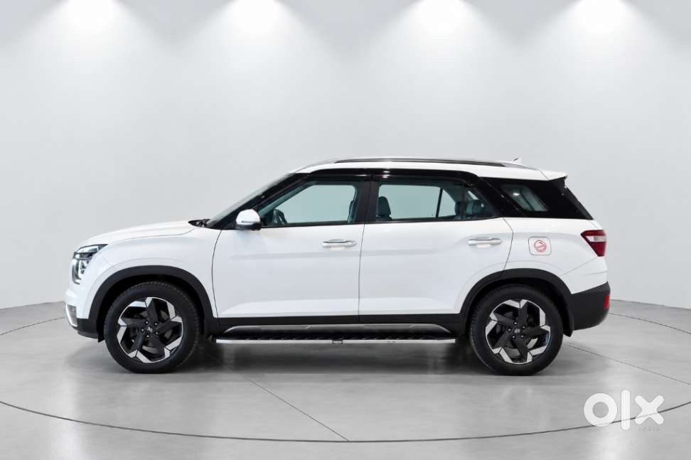 Hyundai Alcazar Platinum, 2022, Petrol