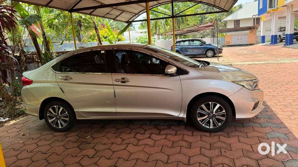 Honda City I-vtec V, 2017, Petrol