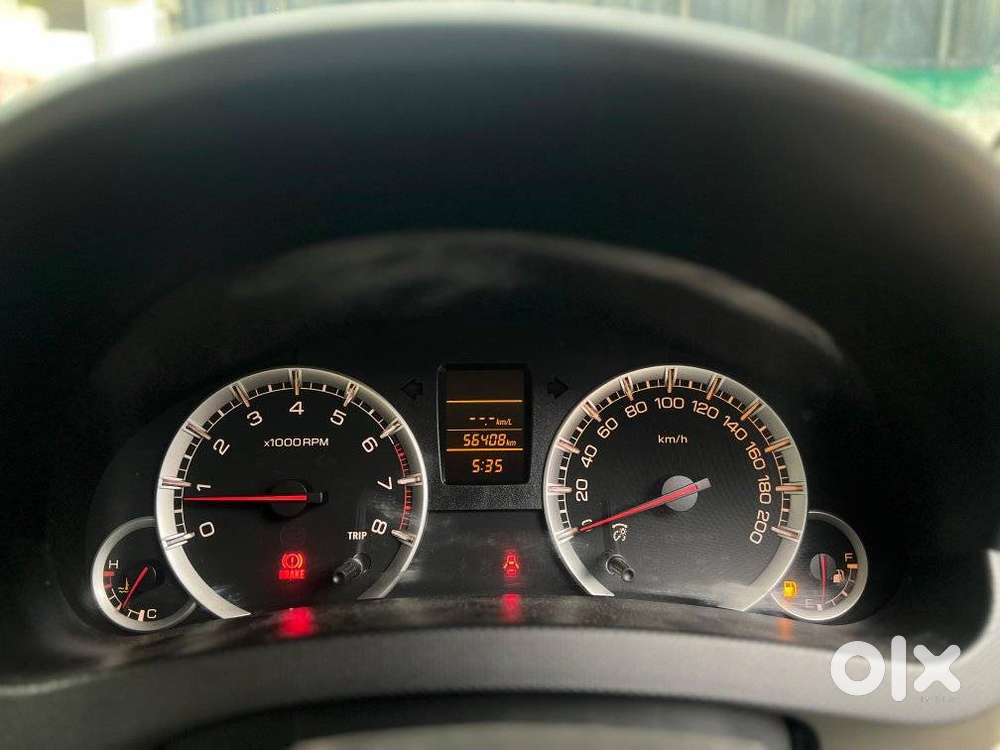 Maruti Suzuki Swift Dzire Vxi Optional, 2014, Petrol
