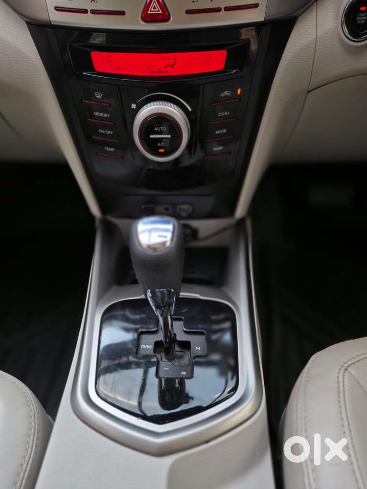 Mahindra Xuv300 W8 Option Diesel, 2022, Diesel