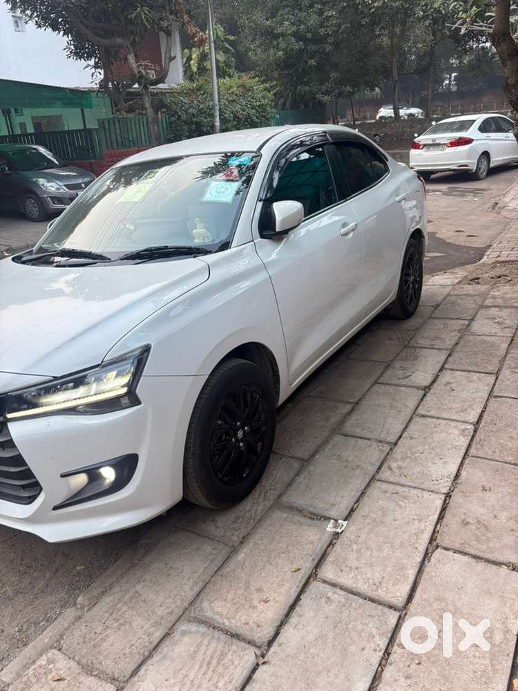Maruti Suzuki Dzire 2025 Auto Zxi Showroom Condition