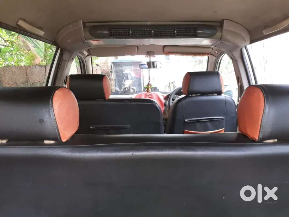 Chevrolet Tavera Neo 2012