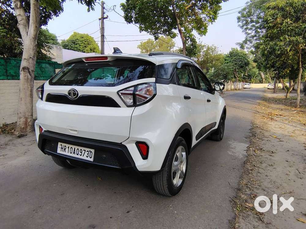 Tata Nexon 1.2 Revotron Xm Plus (s), 2023, Diesel