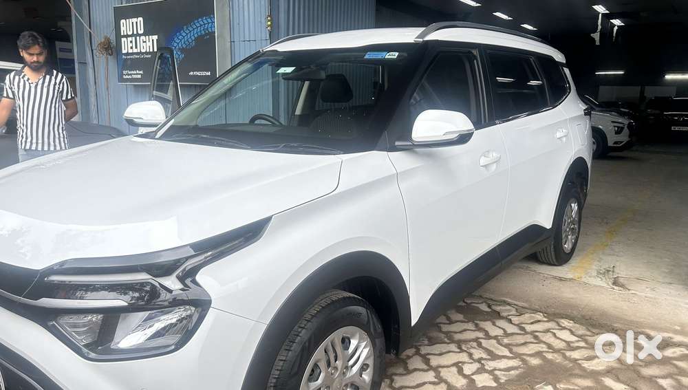 Kia Carens 1.4 Premium 7 Str, 2023, Petrol