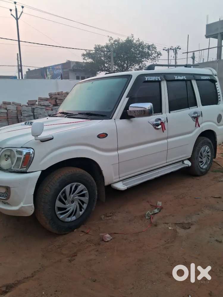 Mahindra Scorpio 2013