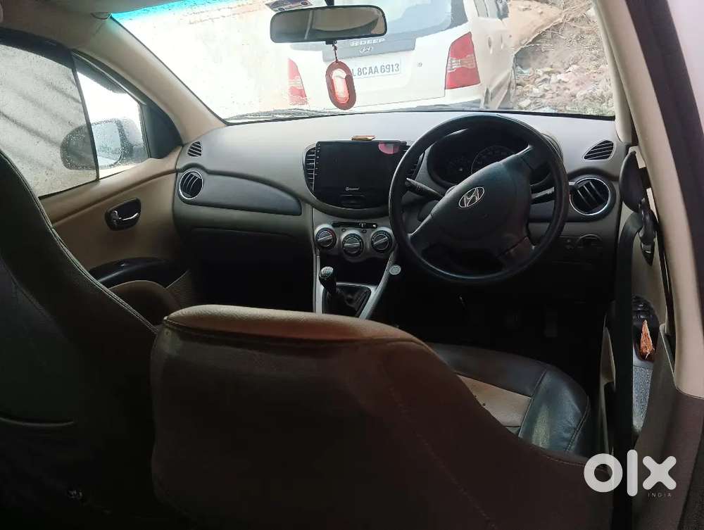 Hyundai I10 2012 Cng & Petrol Good Condition