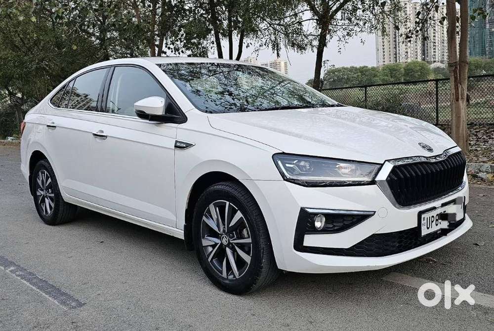 Skoda Slavia 1.0 Tsi Style At, 2022, Petrol