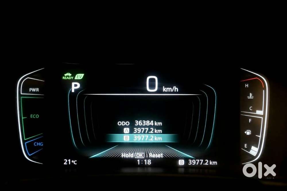 Maruti Suzuki Grand Vitara 1.5 Alpha Plus Intelligent Hybrid Ecvt, 2..