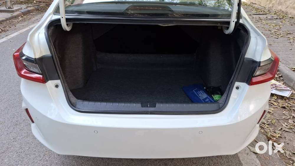 Honda City 1.5 V 5th Gen I-vtec Mt, 2021, Petrol