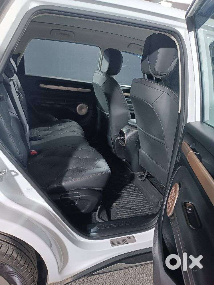 Mg Windsor Ev Essence, 2026, Electric