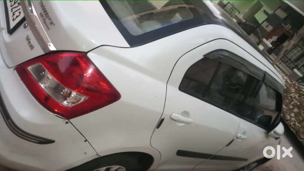 Maruti Suzuki Swift Dzire 2015 Diesel 221030 Km Driven