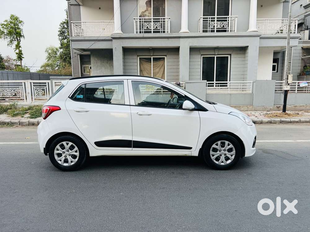 Hyundai Grand I10 1.2 Crdi Sportz Option, 2015, Diesel