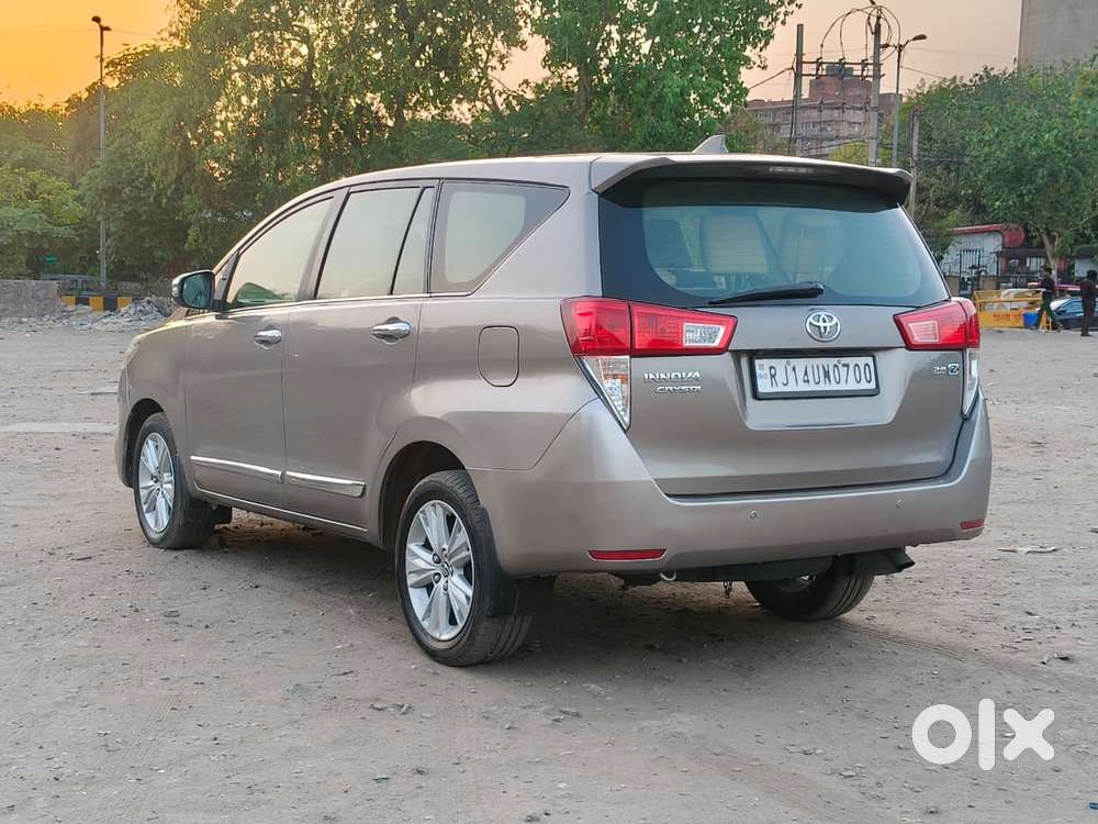 Toyota Innova Crysta 2.8 Zx At 7 Seater, 2019, Diesel