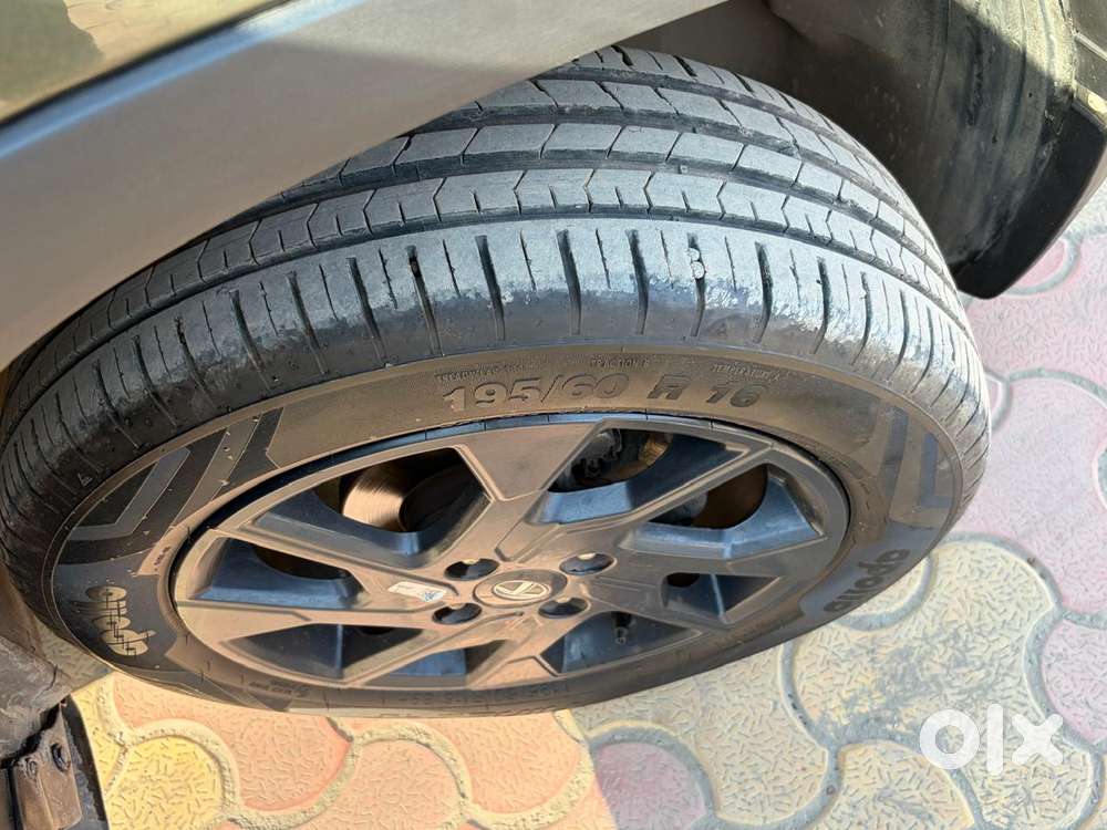 Tata Punch 1.2 Revotron Accomplished Camo Edition, 2023, Petrol