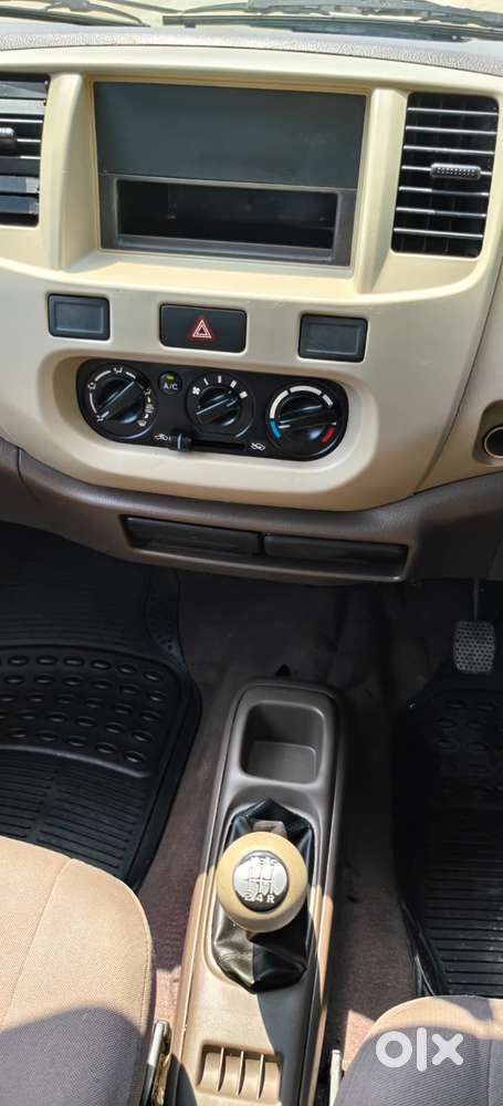 Maruti Suzuki Zen Estilo Lxi Bs Iv, 2010, Petrol