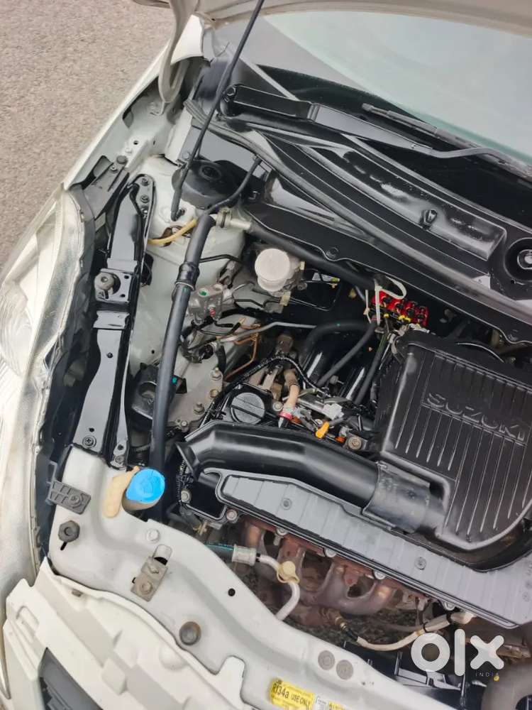 Maruti Suzuki Swift Vxi 2016