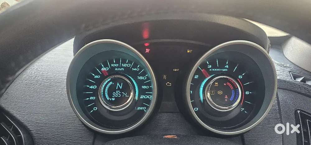 Mahindra Xuv500 2017