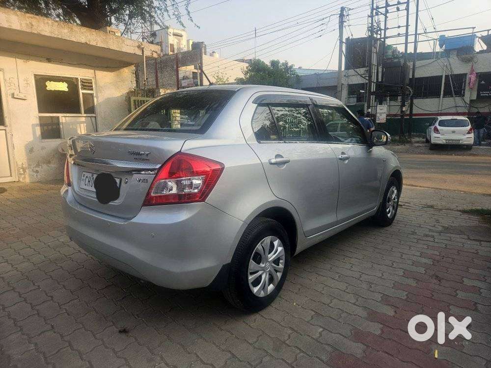 Maruti Suzuki Swift Dzire 1.2 Vxi Bsiv, 2016, Petrol