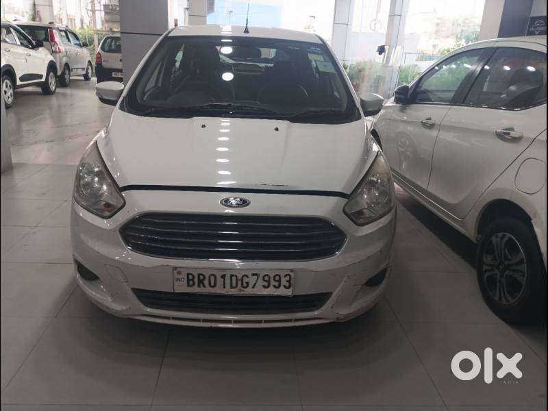 Ford Figo 2012-2015 Petrol Titanium, 2017