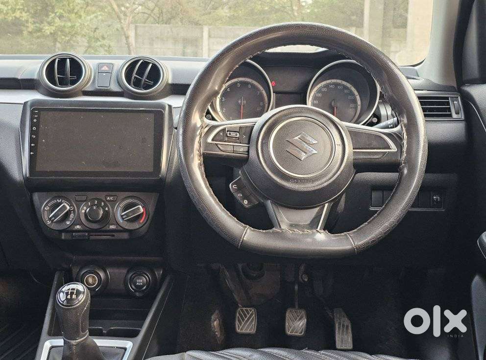 Maruti Suzuki Swift Vxi + Manual, 2022, Petrol