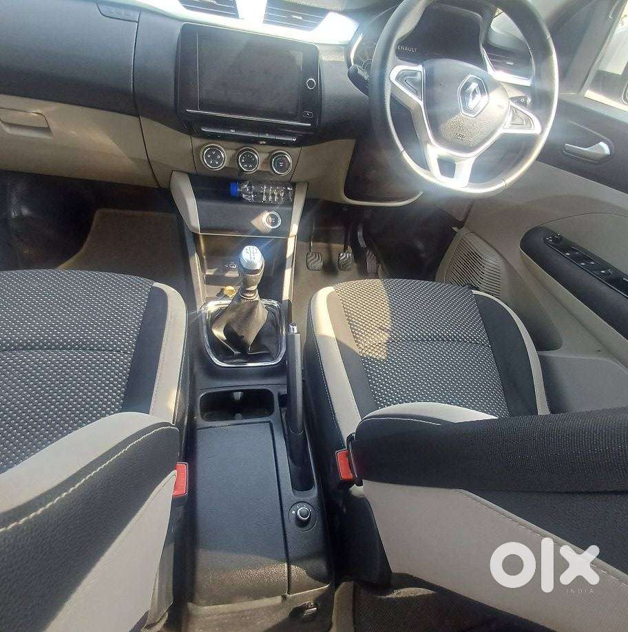 Renault Triber Rxz, 2019, Petrol