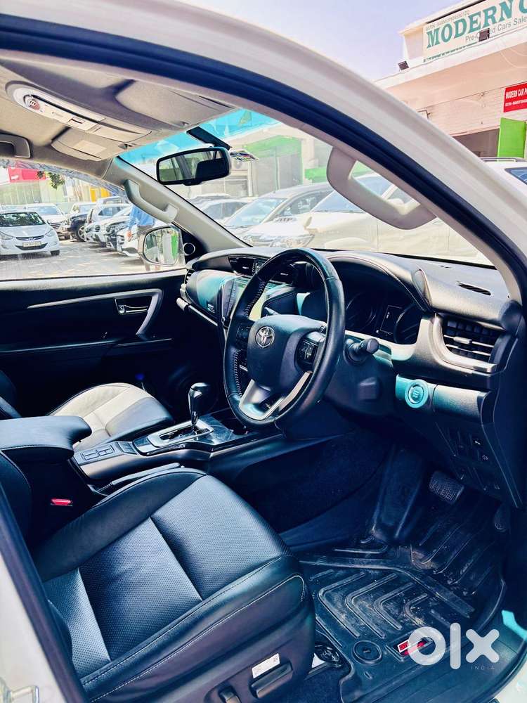 Toyota Fortuner 4x2 At 2.8 Diesel, 2022, Diesel