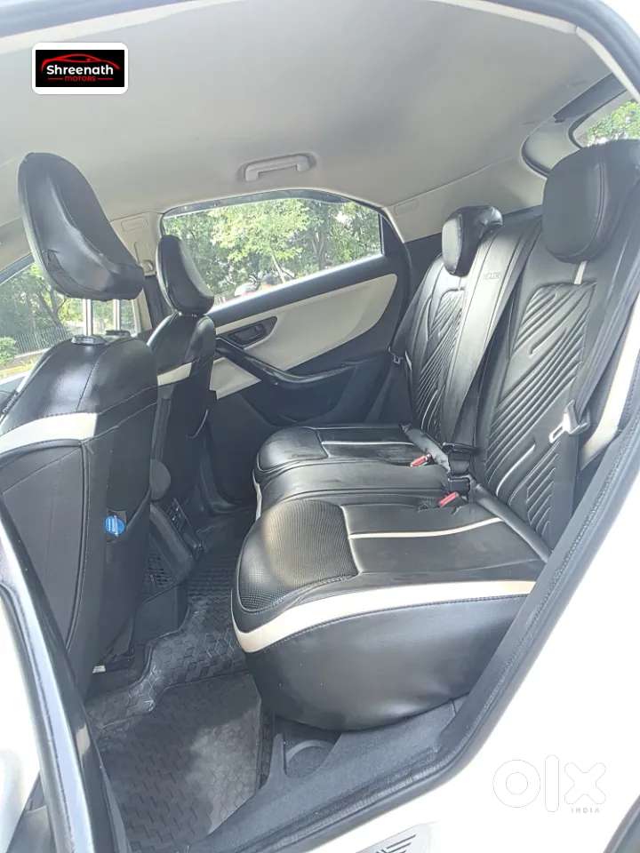 Tata Nexon Smart Plus1.2 Revotron Petrol 5 Mt, 2025, Diesel