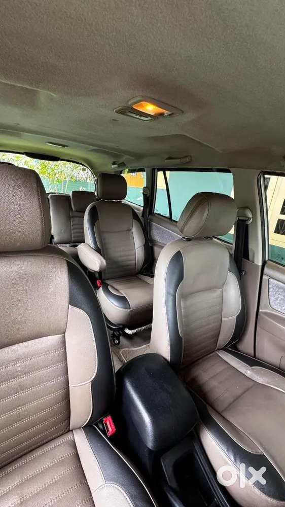 Toyota Innova Diesel 2015  Modal11600 Km Driven