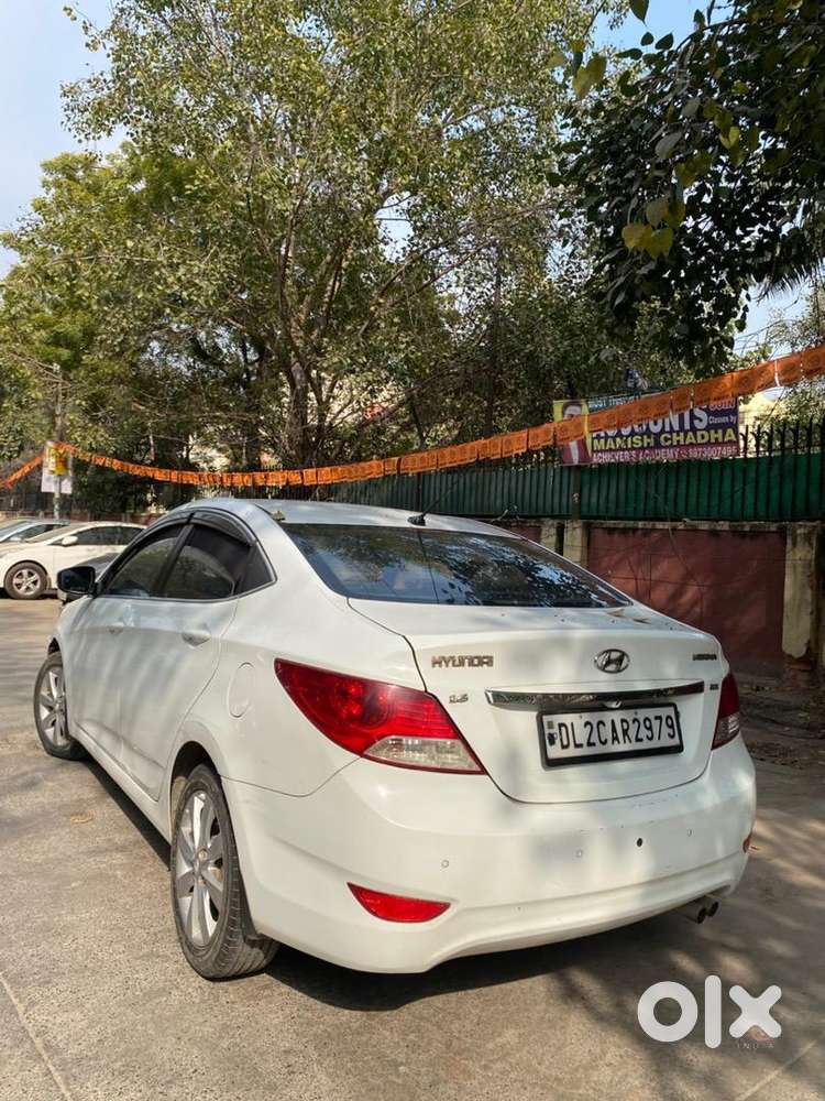 Hyundai Verna 2013 Petrol 93000 Km Driven