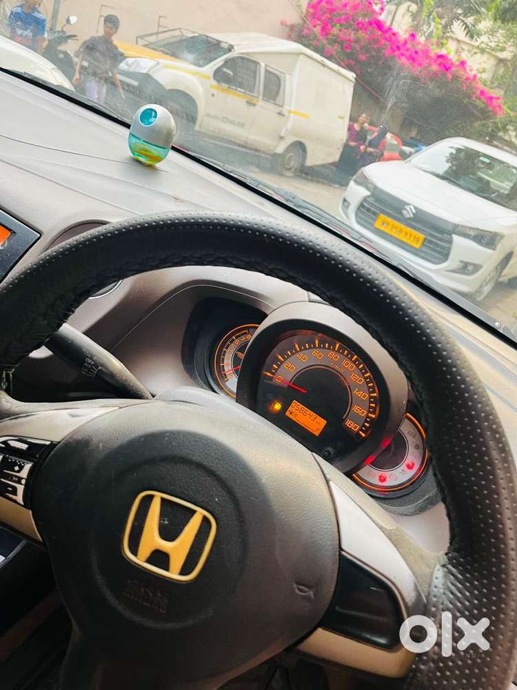 Honda Brio 2011-2013 V Mt, 2012, Petrol