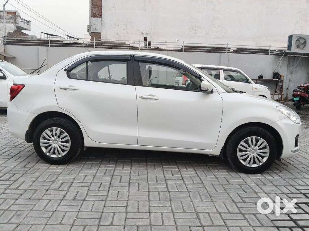 Maruti Suzuki Dzire 1.2 Vxi, 2017, Petrol