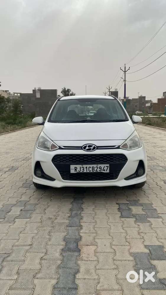 Hyundai Grand I10 2017 Petrol Well Maintained