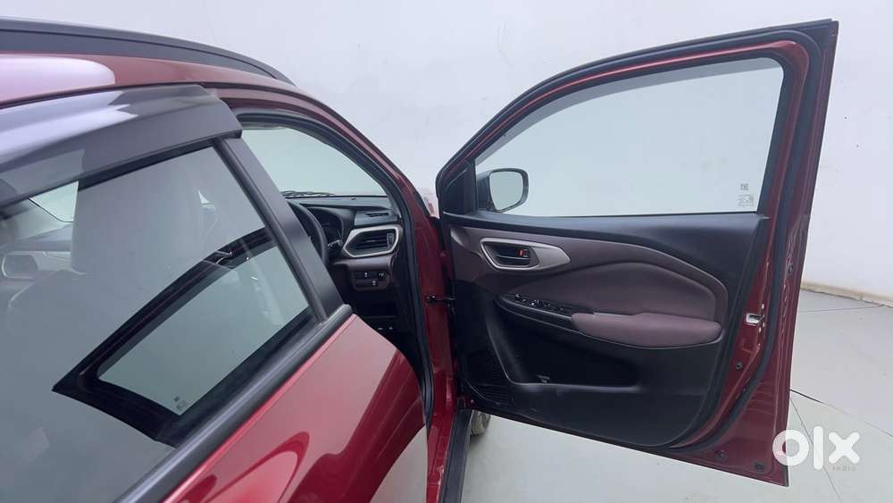 Maruti Suzuki Fronx Delta Plus 1.2 Ags, 2024, Petrol