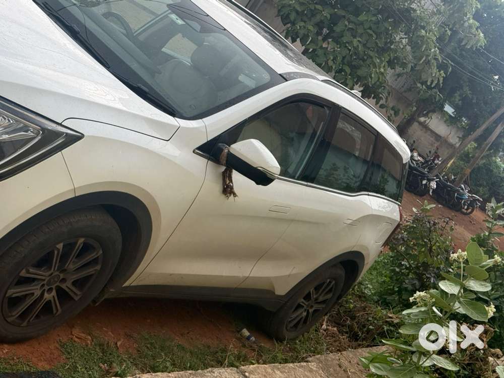 Mahindra Xuv700 Diesel 2023