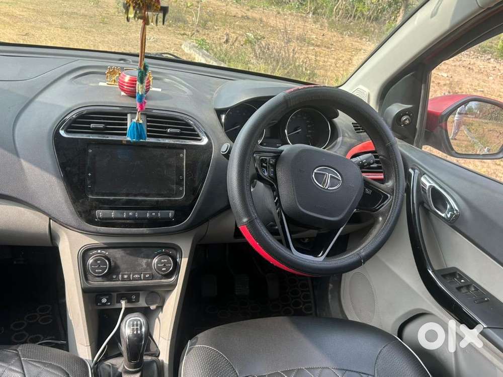 Tiago Zx Plus Cng Fitted