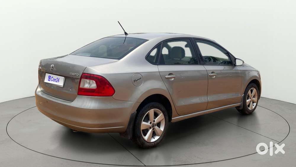 Skoda Rapid 2011-2013 1.6 Mpi Ambition, 2016, Petrol