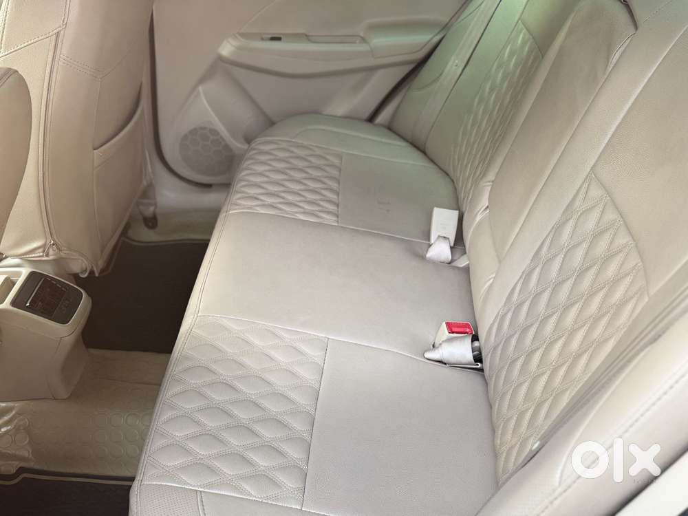 Maruti Suzuki Swift Dzire 1.3 Vxi, 2019, Petrol