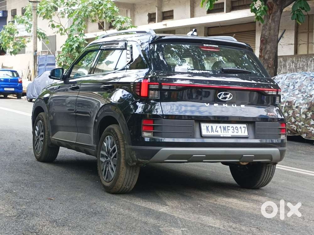Hyundai Venue 1.0 S (o) Turbo Dct, 2024, Petrol