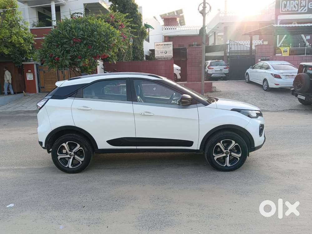 Tata Nexon 1.2 Revotron Xz Plus, 2020, Petrol